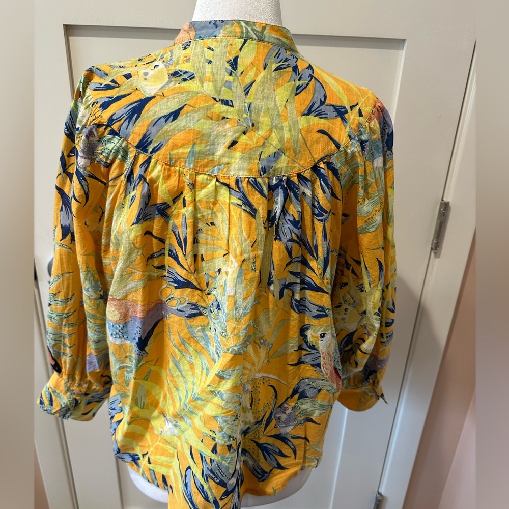 Maeve Size XS yellow tropical print cotton blouse. Front and cuff buttons - Picture 5 of 13